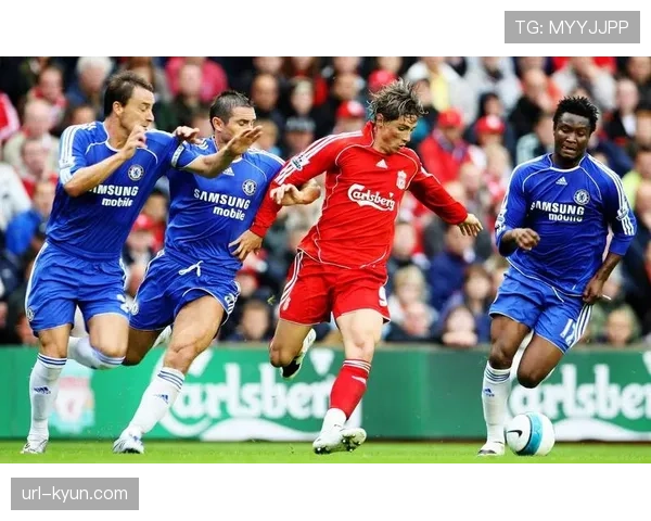 结果：斯图加特3-0大胜，其中两球来自角球进攻